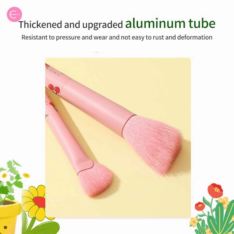 AMORTALS X Wiggle Portable Makeup Brush Set