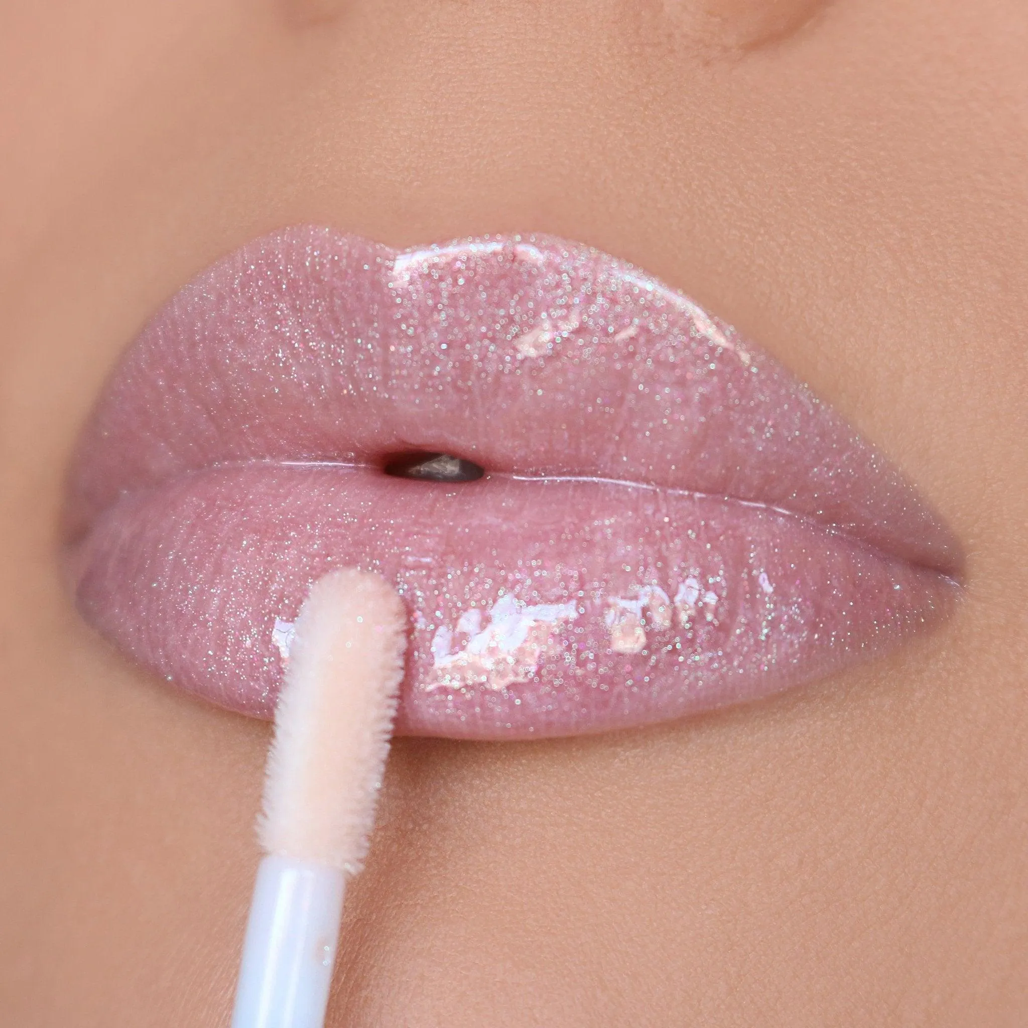 BEBELLA - BELLA LUXE LIPGLOSS (Various Shades)