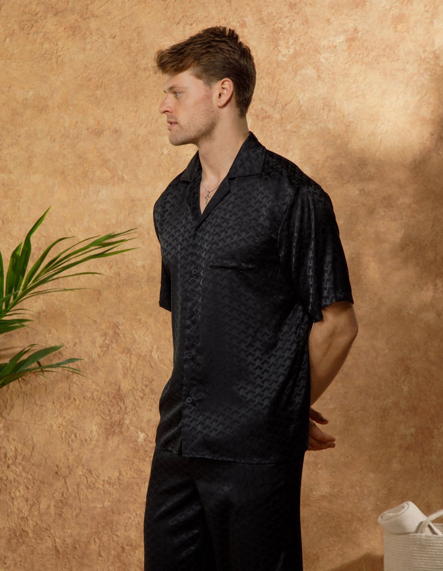 Black Jacquard Illusion S/S Shirt