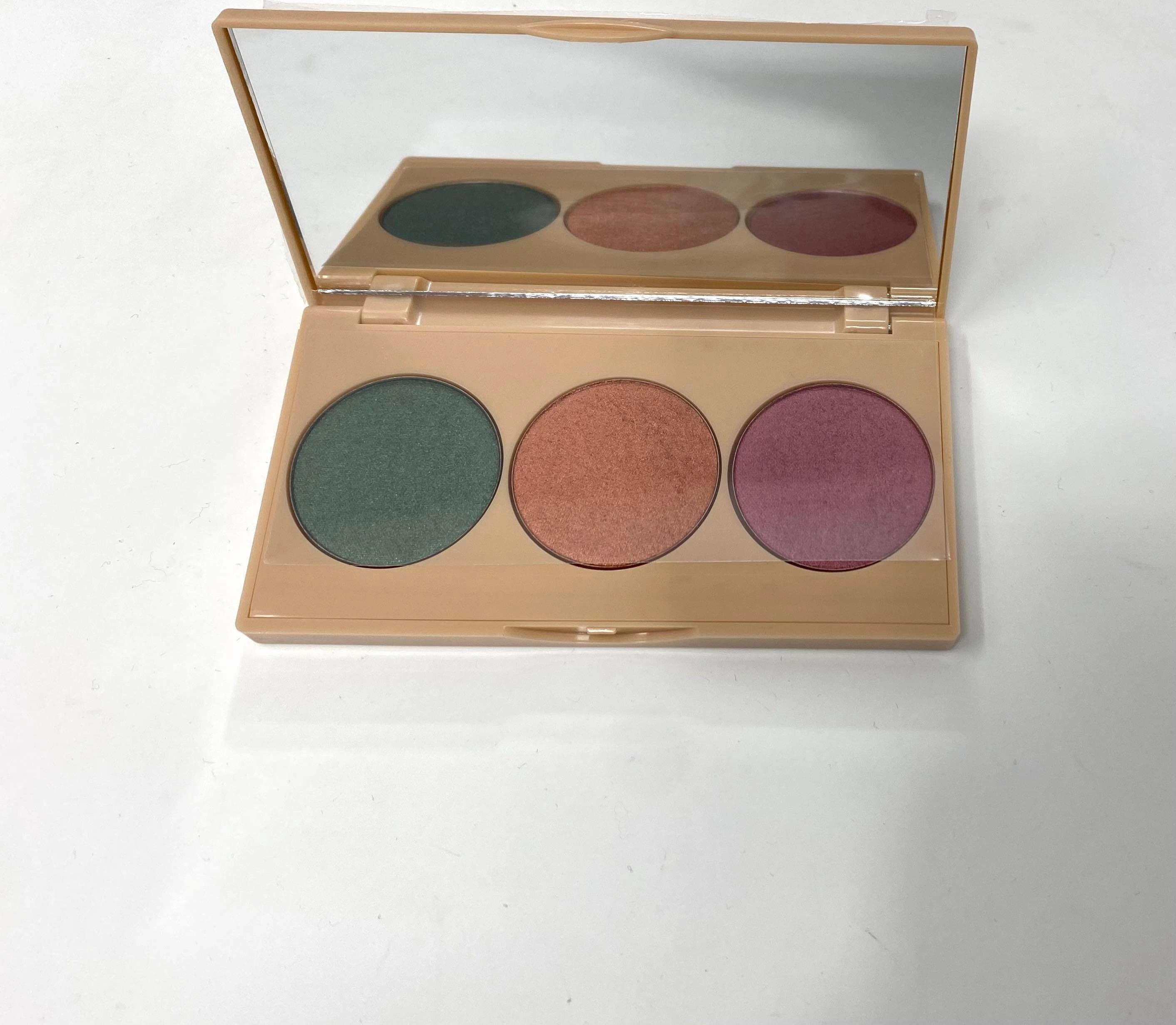 Boo-tiful Trio Eyeshadow Palette - Farmasi - Final Sale