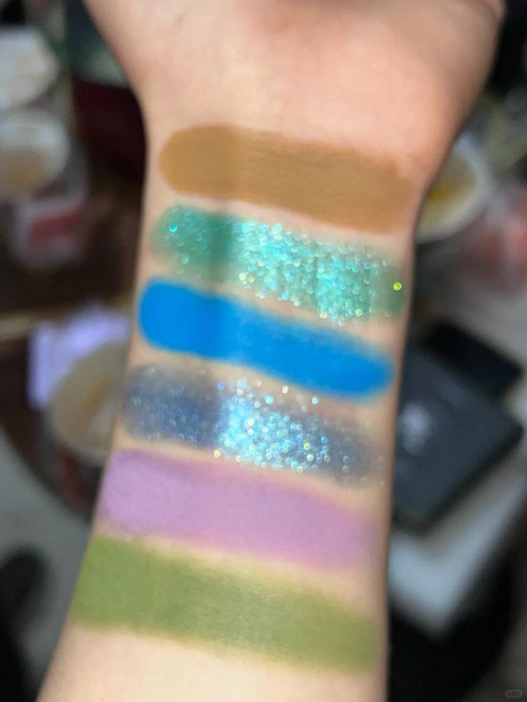 CHOIZ BEAUTY Plant Series Phalaenopsis 12-Color Eyeshadow Palette
