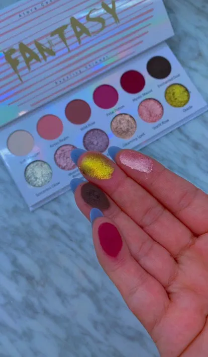 Fantasy Dazzling Shimmer Eyeshadow Palette