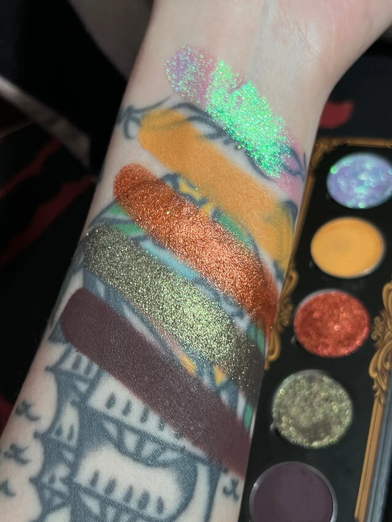 Shellwe Makeup Wulfa Sparkling Pearl Chameleon Five-Color Eyeshadow Palette - Wolf Palette
