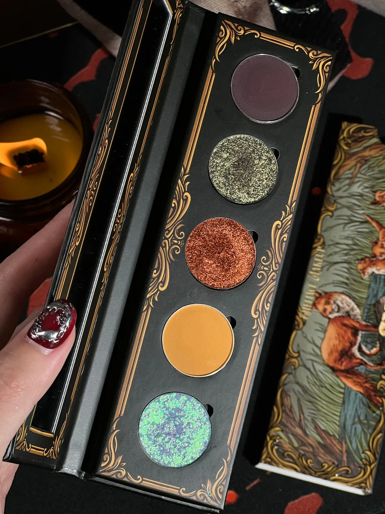 Shellwe Makeup Wulfa Sparkling Pearl Chameleon Five-Color Eyeshadow Palette - Wolf Palette